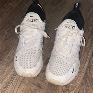 Nike 270